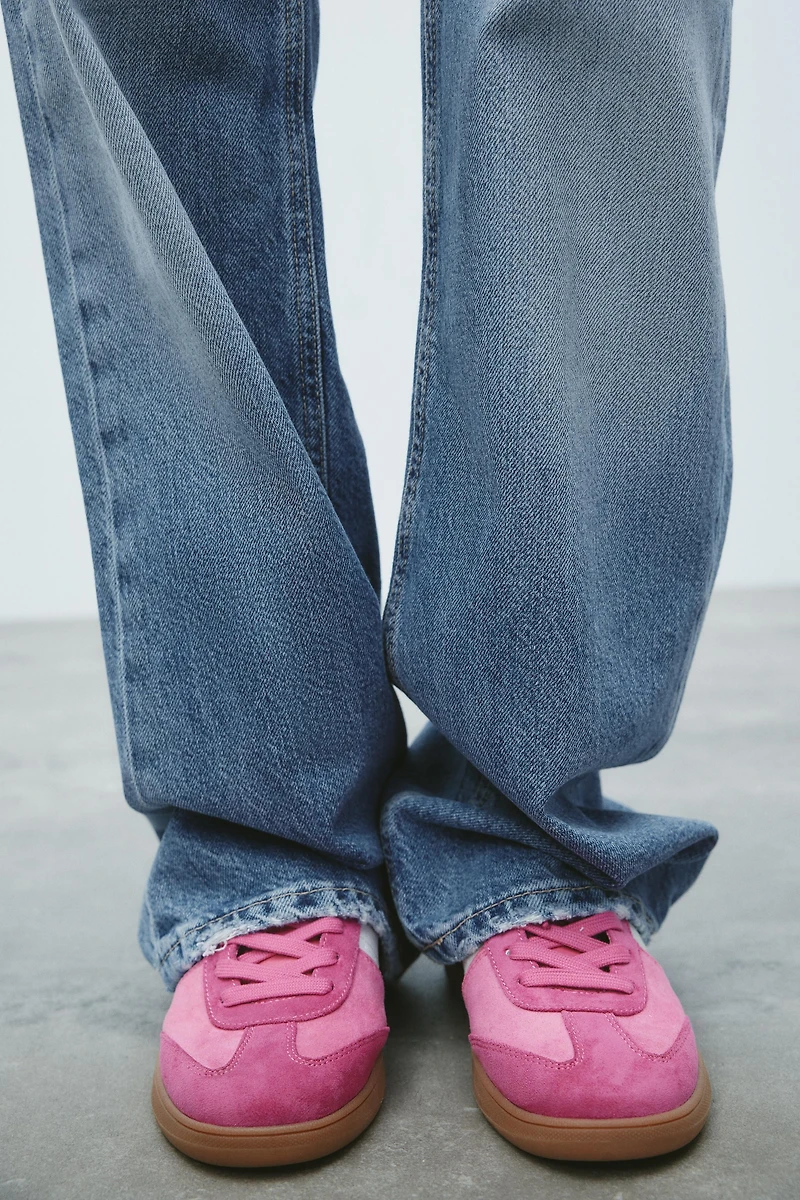 COLORFUL SNEAKERS