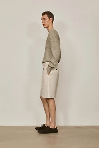 Linen Bermuda shorts with darts - LIMITED EDITION