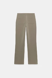 PANTALON AJUSTÉ À POCHES