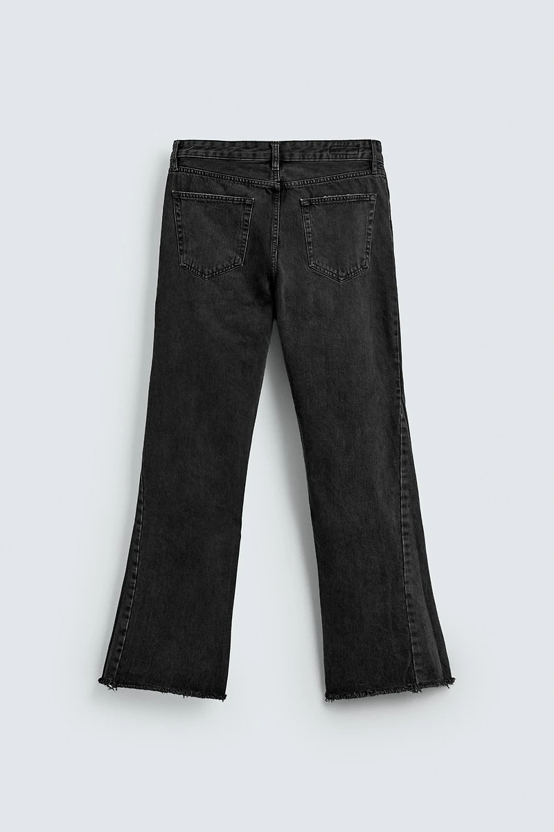 FLARE FIT RIPPED JEANS