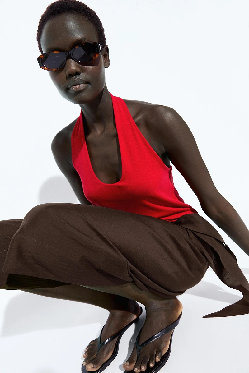 Long flowing Bermuda shorts with scarf detail