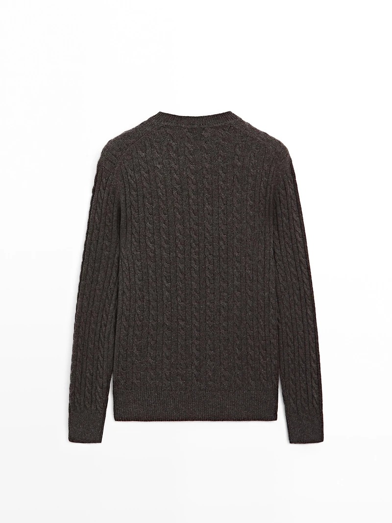 Cable-knit sweater with crew neck