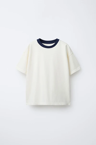 T-SHIRT COL CONTRASTE