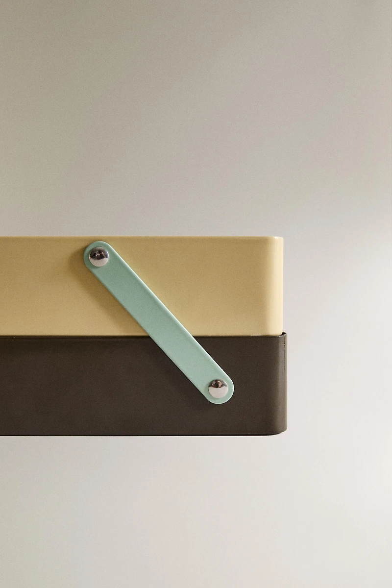 PLATEAU MÉTALLIQUE POUR BUREAU D'ENFANT