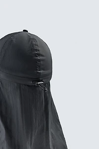 TECHNICAL HOOD CAP