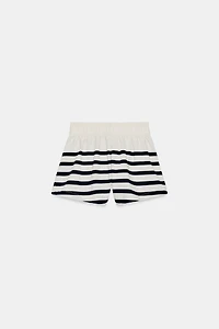 SHORT À RAYURES