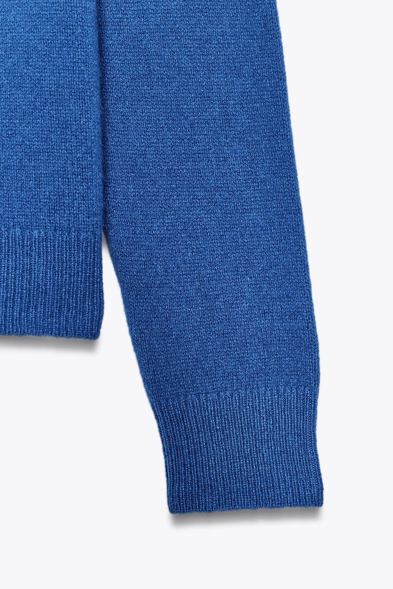 PULL BASIQUE AVEC CACHEMIRE ET LAINE