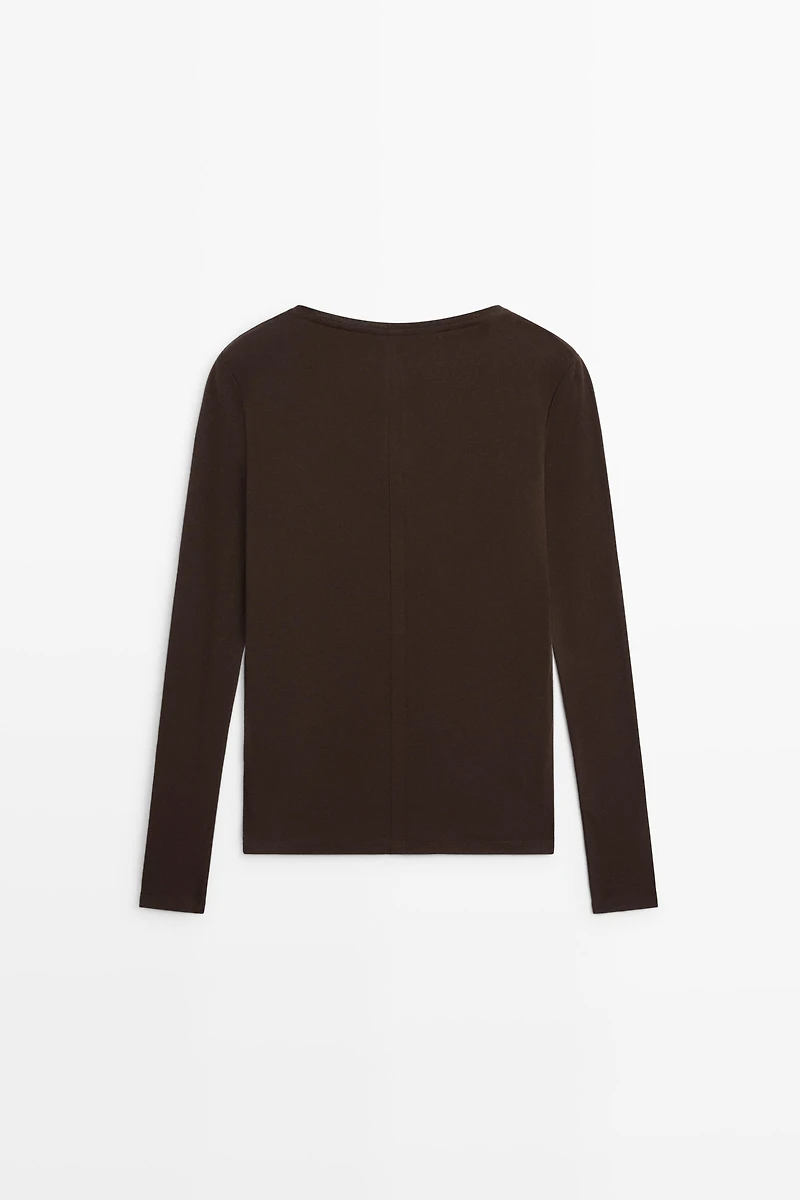 Slim fit long sleeve V-neck T-shirt