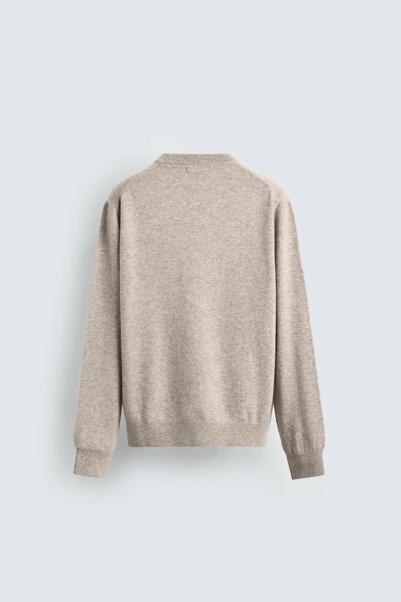 LIGHT WOOL - CASHMERE JUMPER