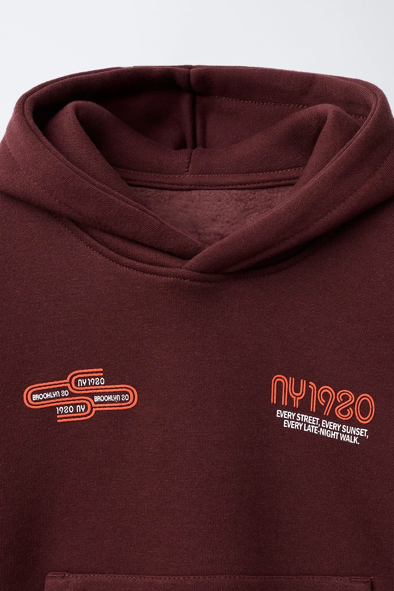 TEXT PRINT HOODIE SWEATSHIRT