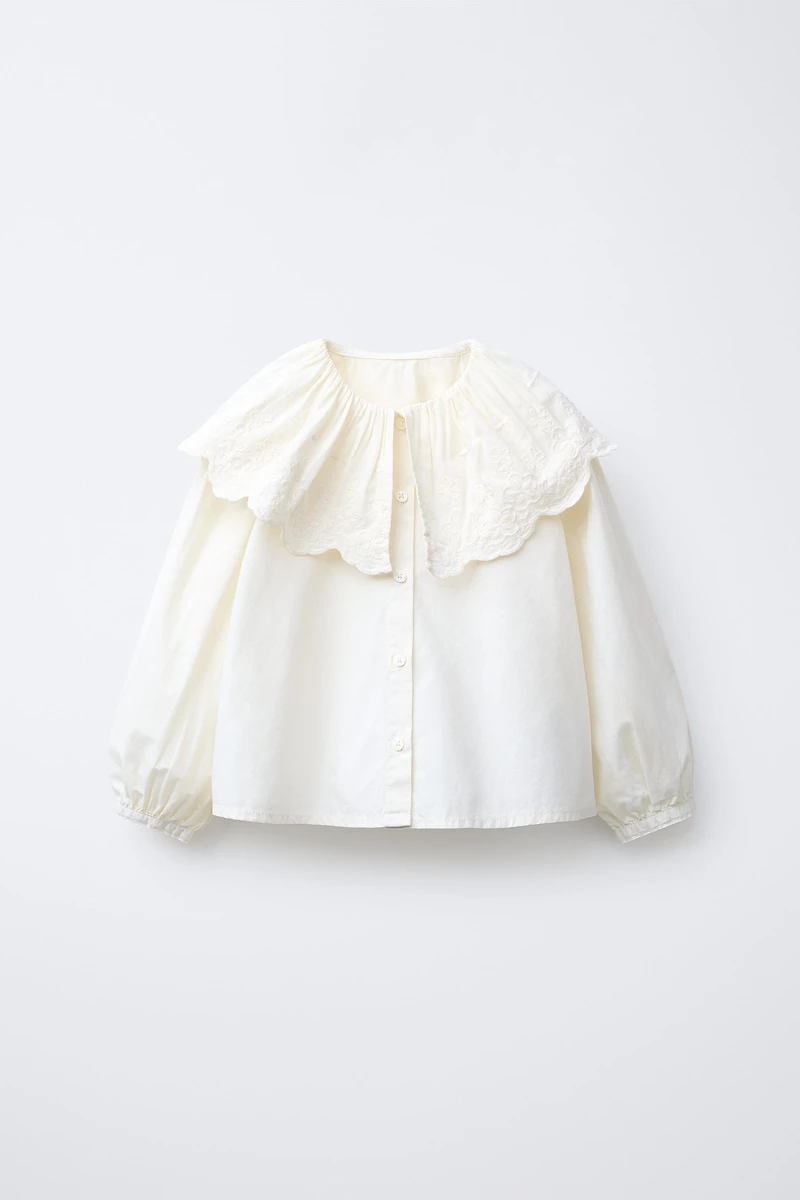 EMBROIDERED PETER PAN COLLAR BLOUSE