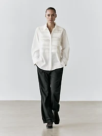 100% cotton shirt with chest detail