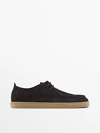 Soft leather moc toe shoes