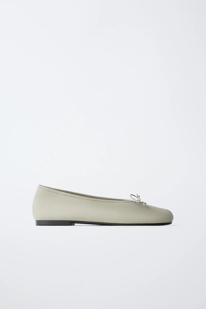 BALLERINES EN CUIR AVEC NŒUD