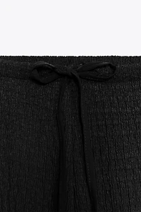 TEXTURED STRAIGHT LEG PANTS