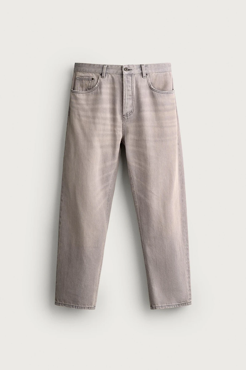 RELAXED ANKLE FIT JEANS