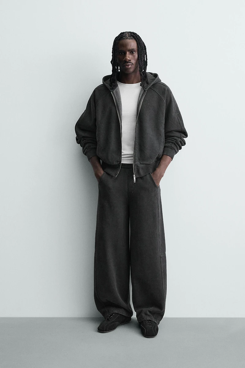 SWEAT CROPPED FIT À CAPUCHE