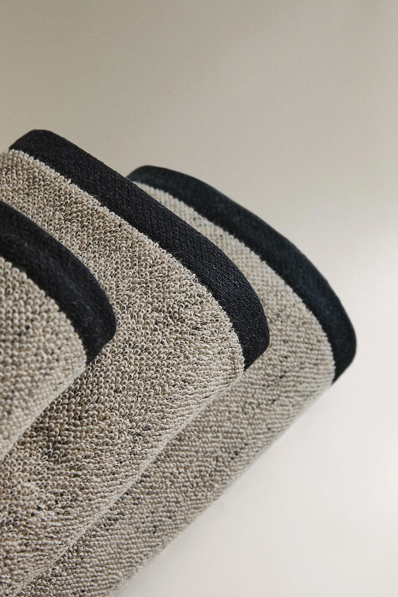 SERVIETTE DE BAIN EFFET CHINÉ
