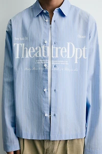 RELAXED FIT PLAID TEXT SHIRT