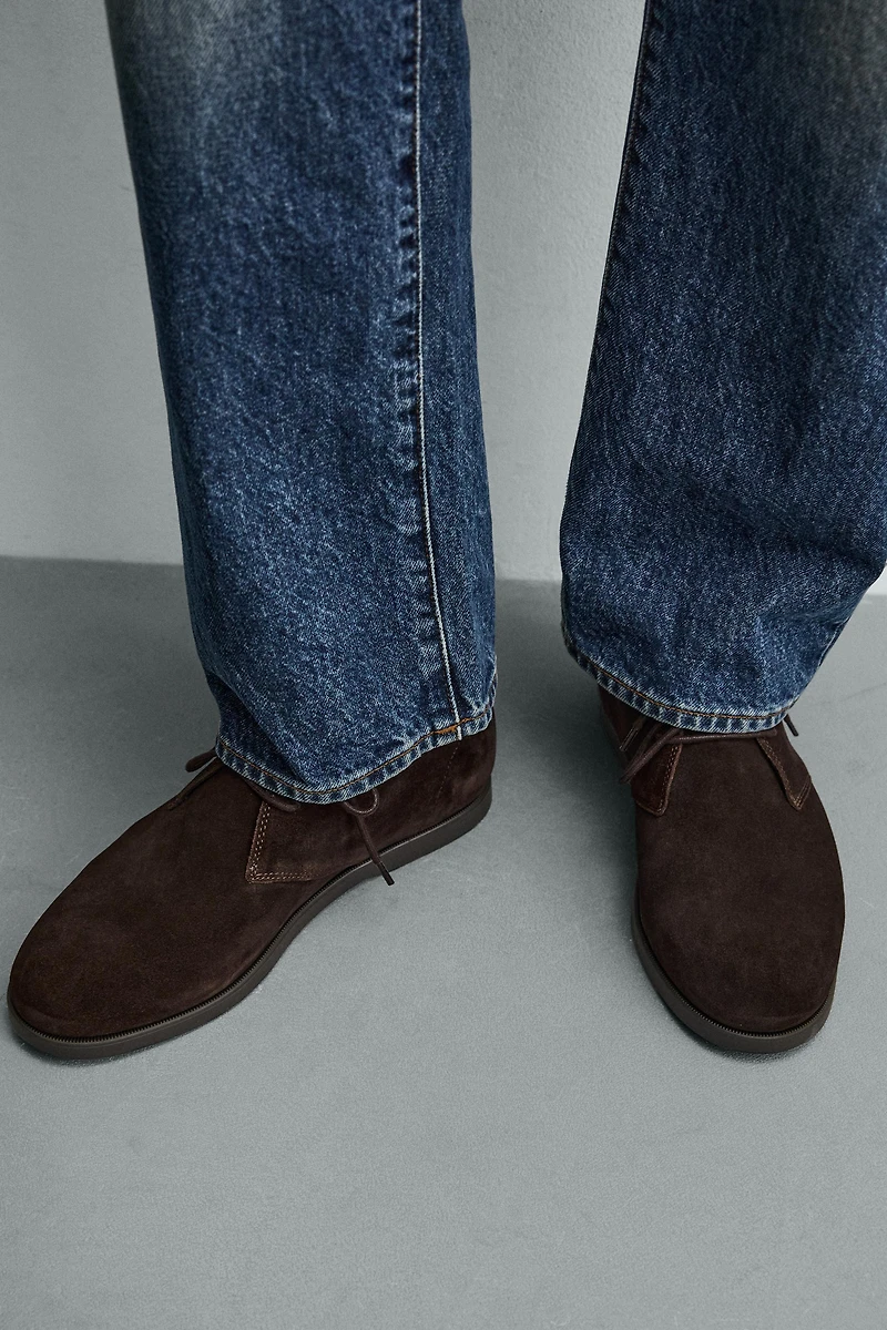 BOTTINES EN CUIR