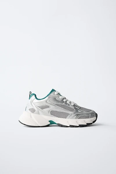 MESH SNEAKERS