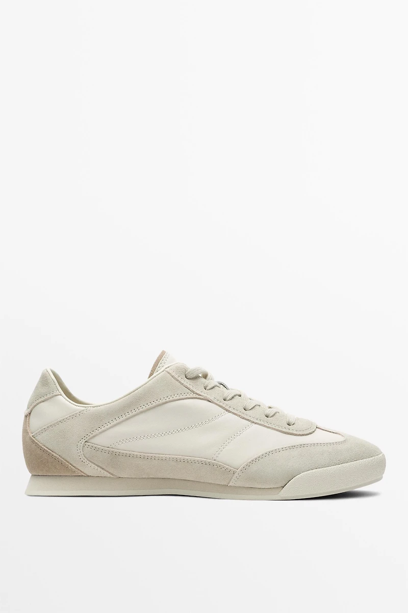 Chaussure de sport en cuir combinée