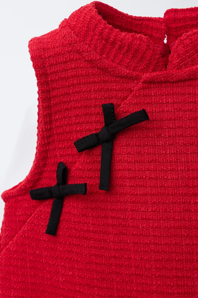 CONTRAST BOW TEXTURED DRESS