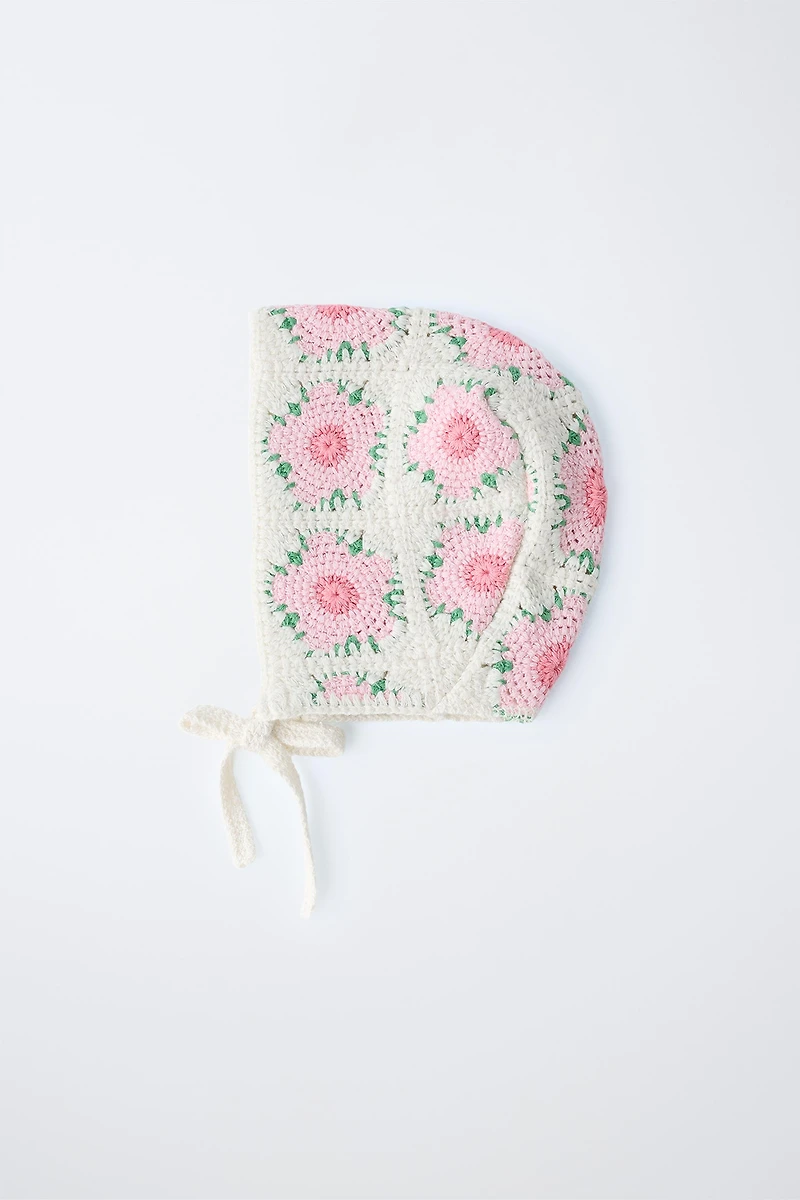 CROCHET FLOWER BONNET