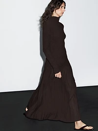 Long pleated stretch dress