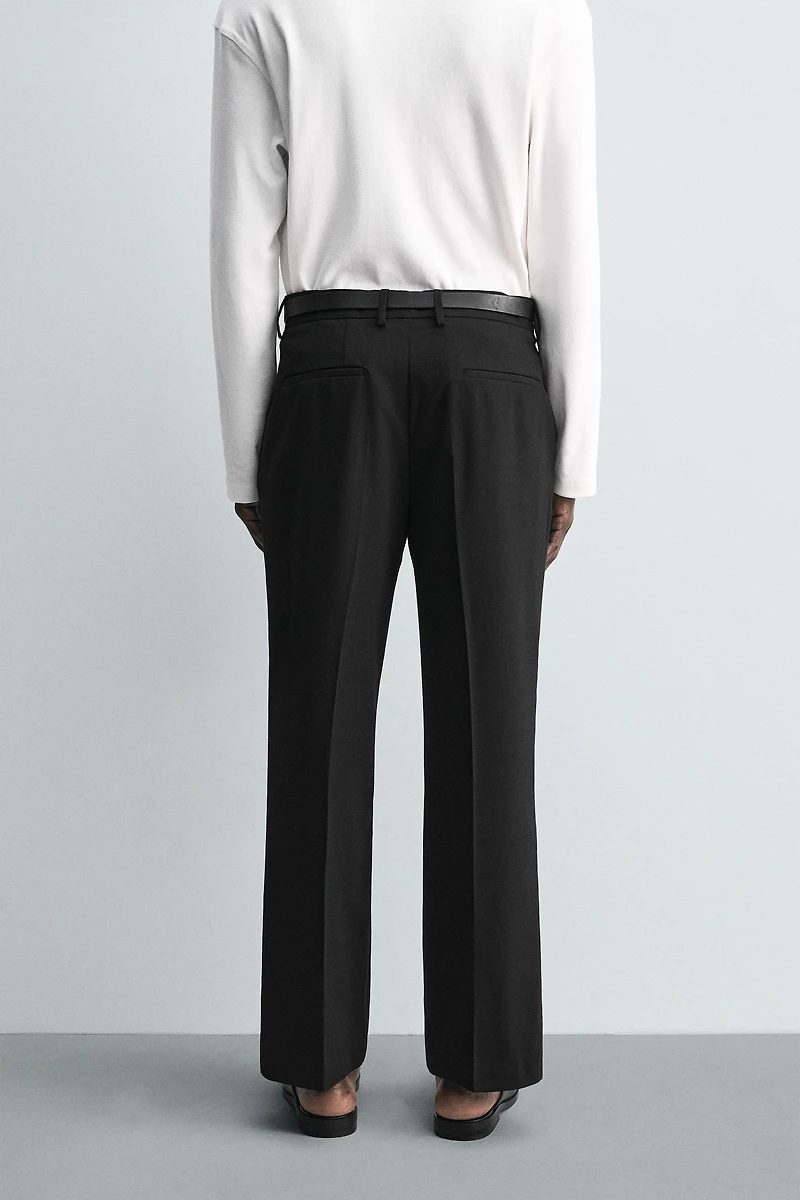 FLOWY FLARE FIT PANTS