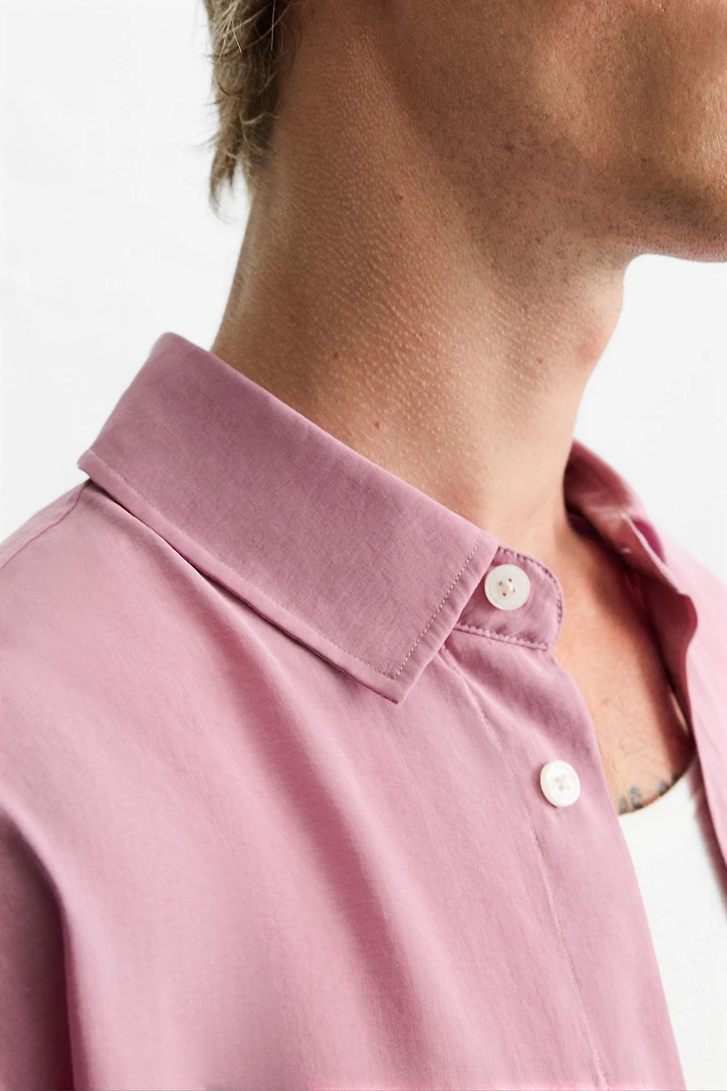 RELAXED FIT FLOWY SHIRT