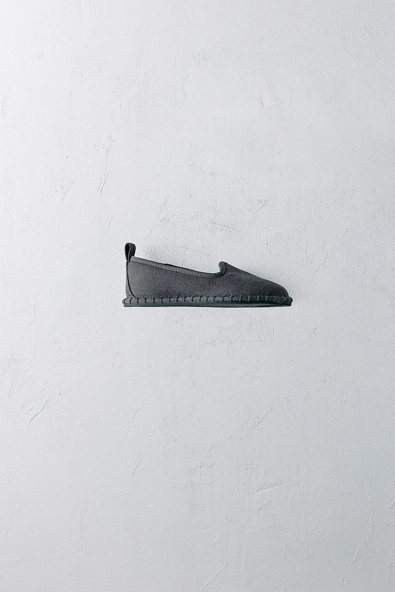 SLIPPER CANVAS LIMITED EDITION
