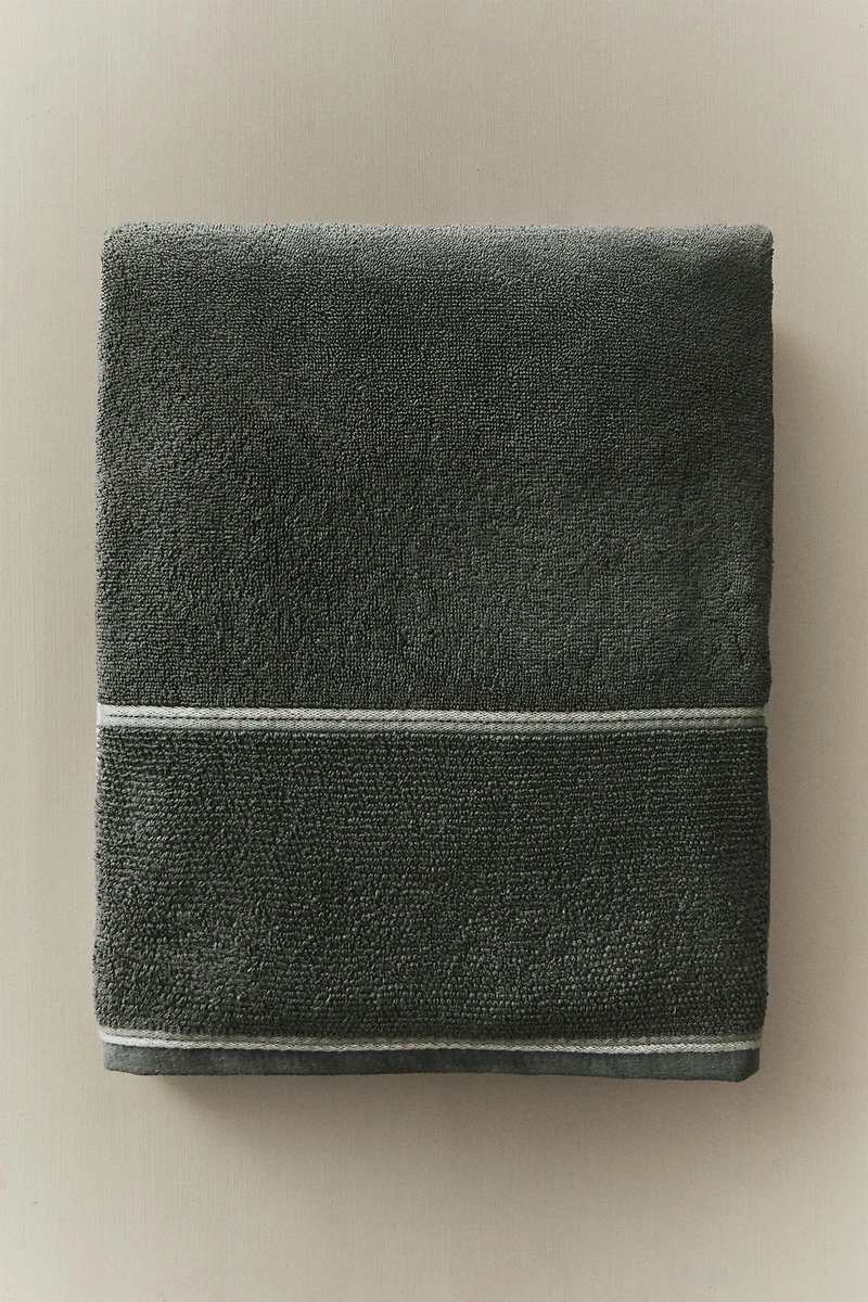 RICE STITCH BORDER BATH TOWEL