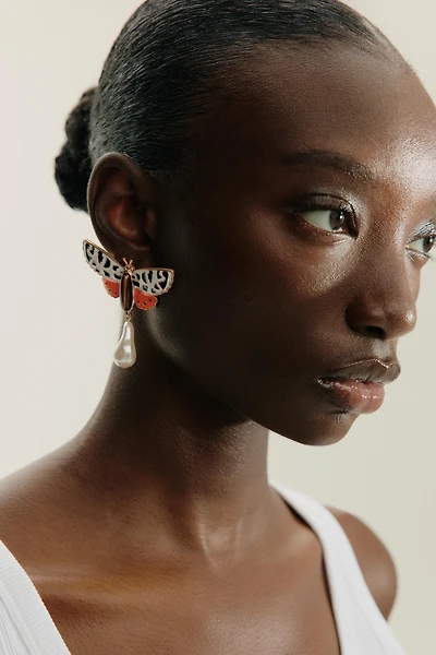 BUTTERFLY PEARL EARRINGS