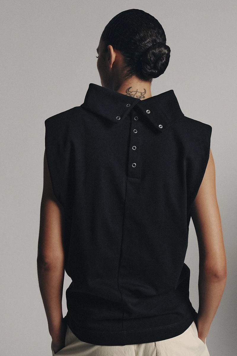 HIGH NECK TOP