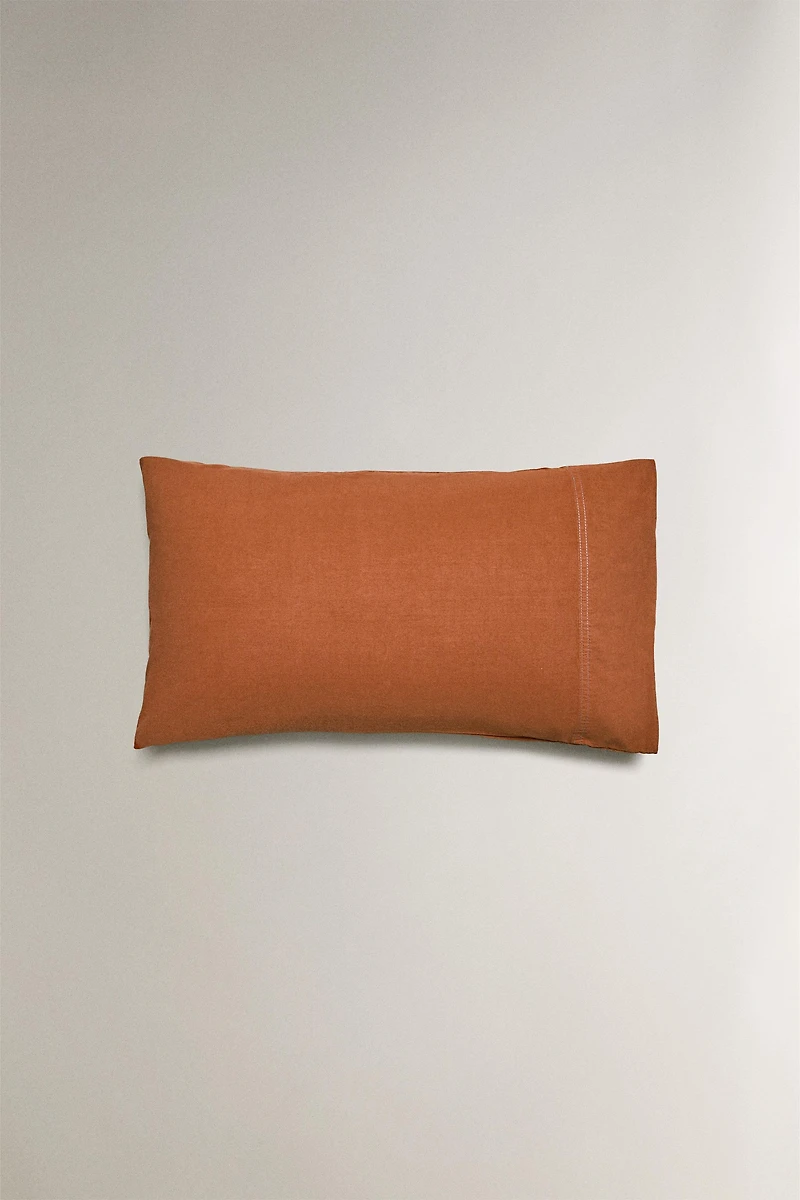 KIDS’ DYED PILLOWCASE