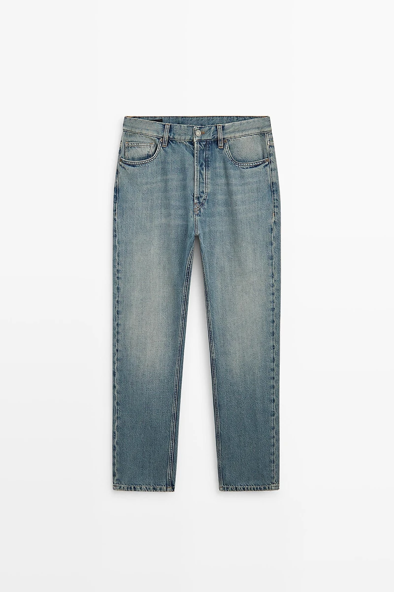 Straight-leg jeans