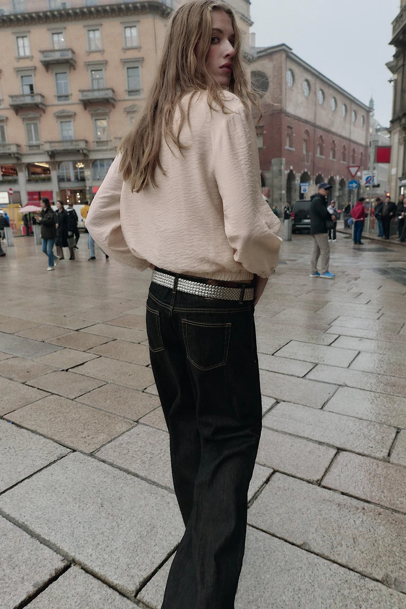 CONTRAST STITCH BALLOON TOP