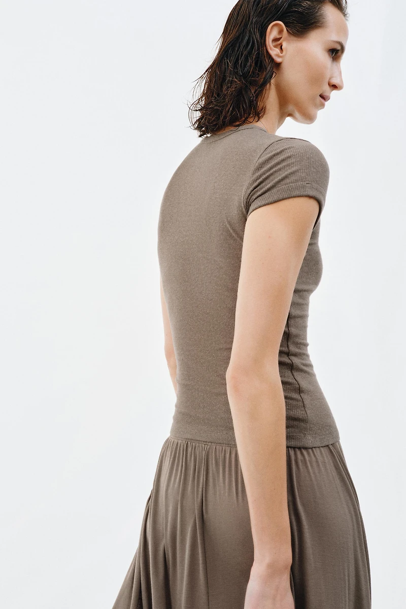 TEE-SHIRT RUSTIQUE AVEC LIN