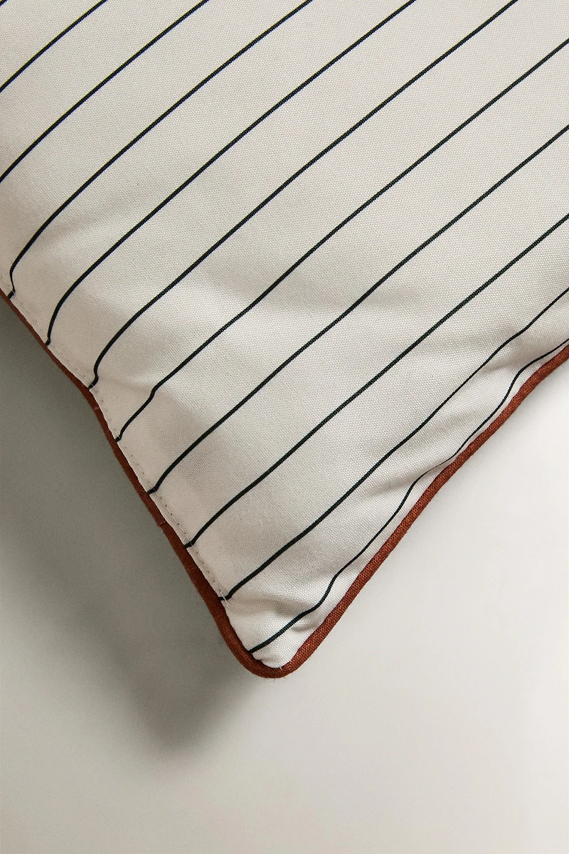STRIPED OUTDOOR LOUNGER TOPPER