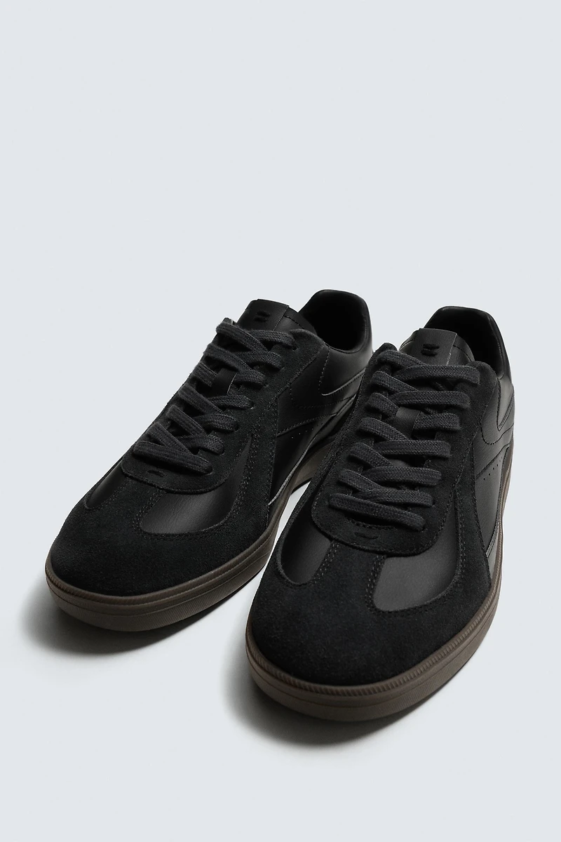 CONTRAST SOLE SNEAKERS
