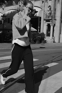 CONTRAST PIPED PANTS