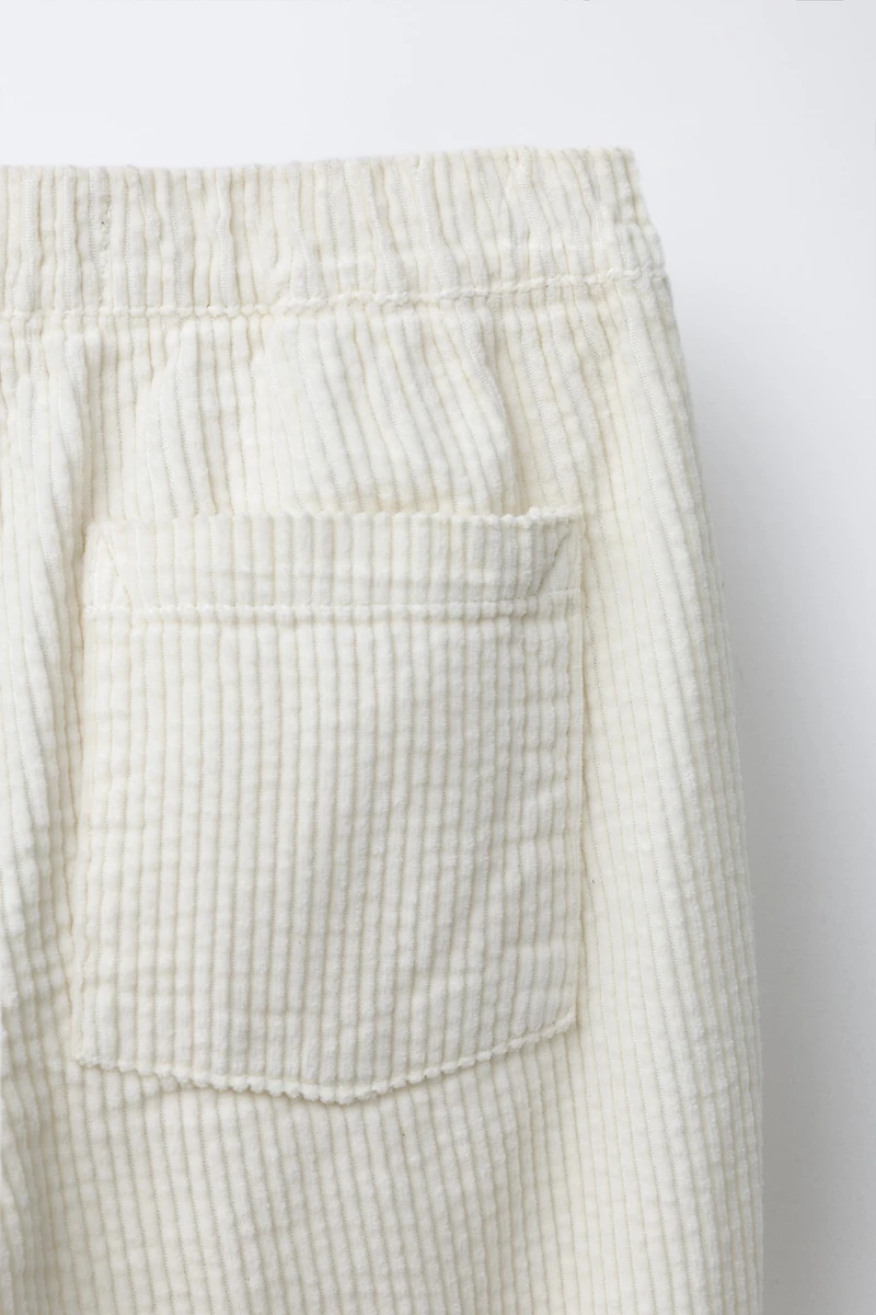 PANTALON EN VELOURS CÔTELÉ ÉPAIS