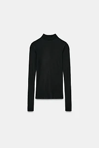 HIGH NECK T-SHIRT