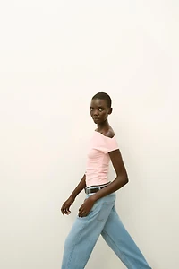 BOAT NECK T-SHIRT