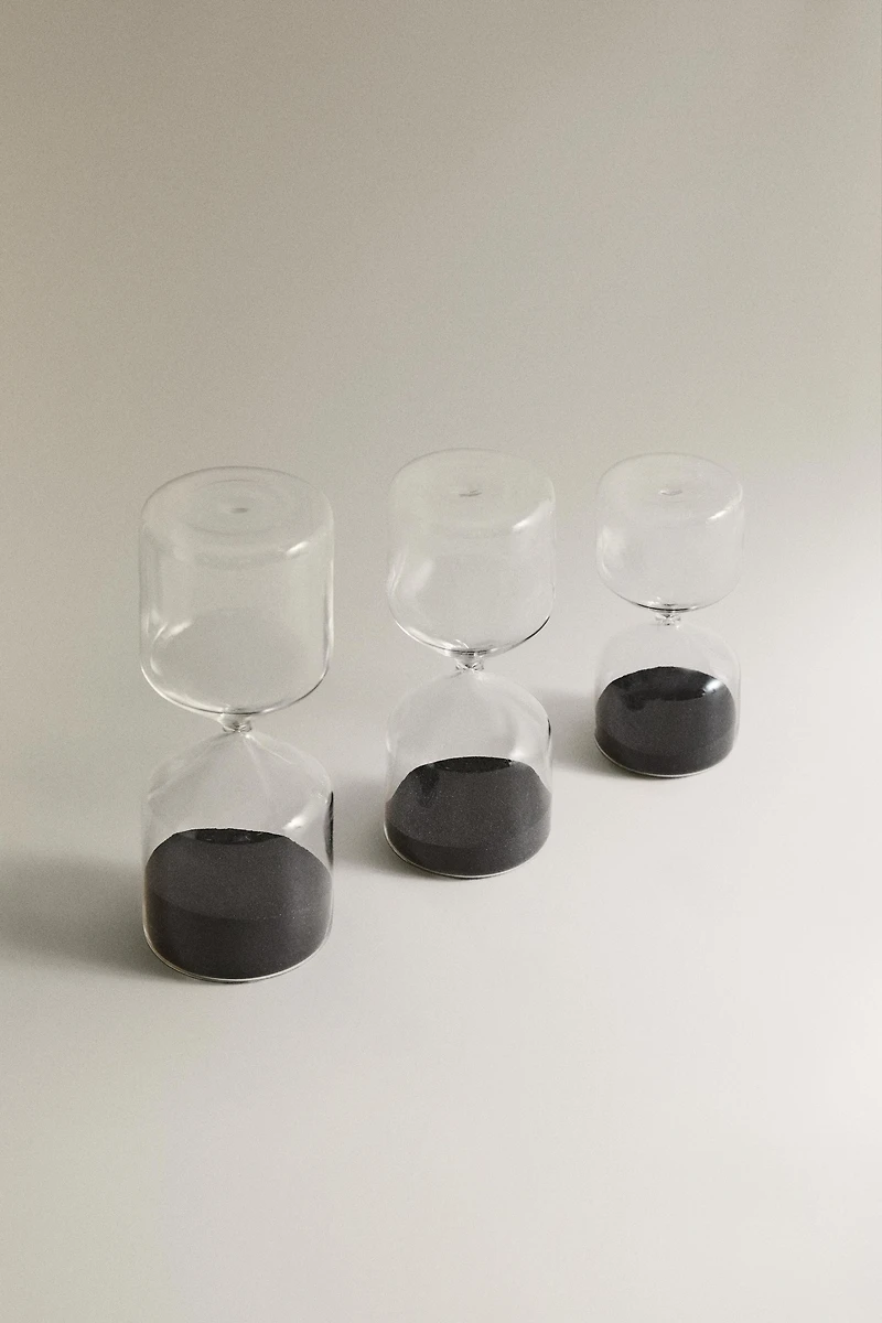 HOURGLASS