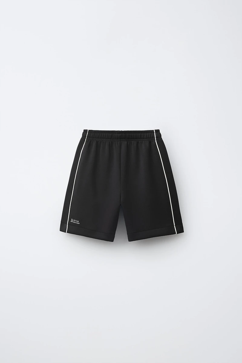 ATHLETIC SHORTS WITH CONTRAST PIPING