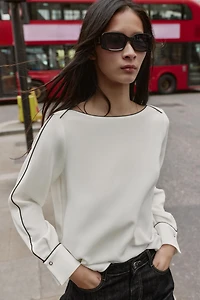 CONTRAST PIPING CREPE BLOUSE