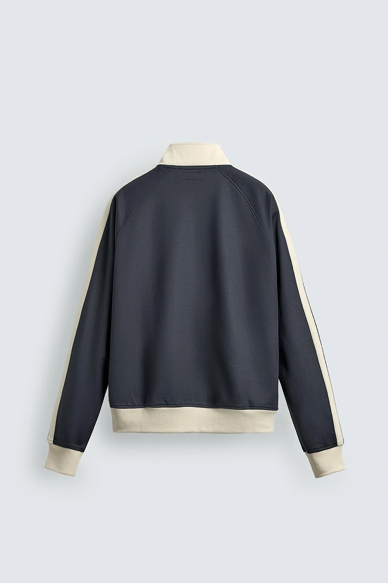 ZIP-UP STRIPED SWEATSHIRT
