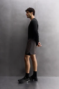 COLOR BLOCK RUNNING SHORTS